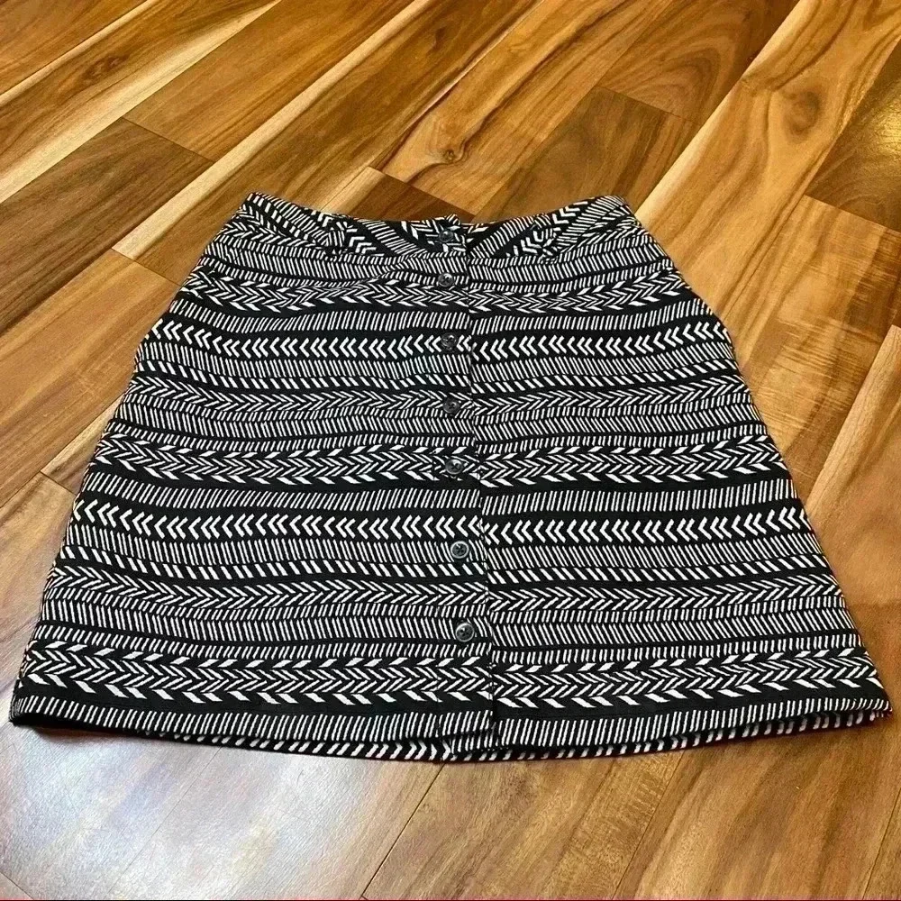 Maeve Tribal Print Black & White Skirt Size 8​​